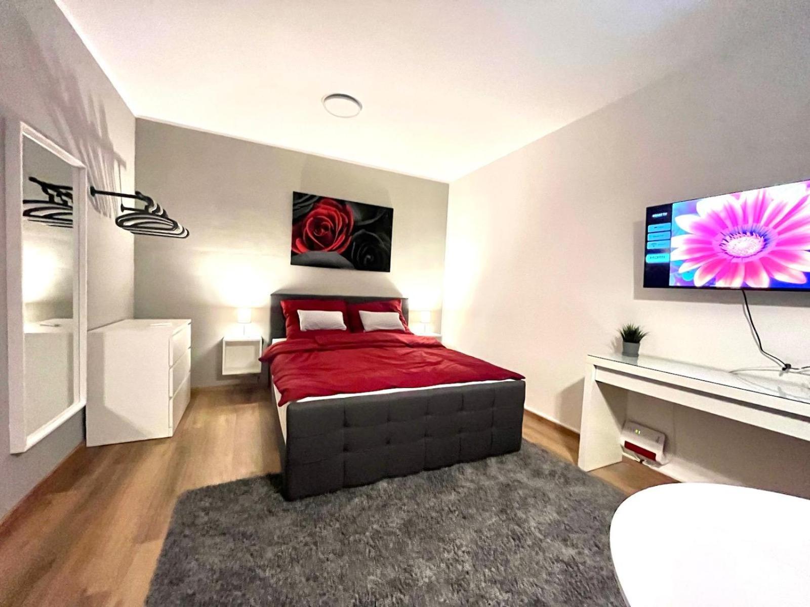 Studio Am Waldschloesschen Mit Kueche Und Netflix Дрезден Екстериор снимка