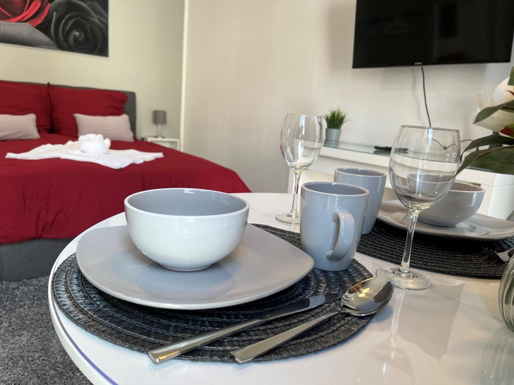Studio Am Waldschloesschen Mit Kueche Und Netflix Дрезден Екстериор снимка